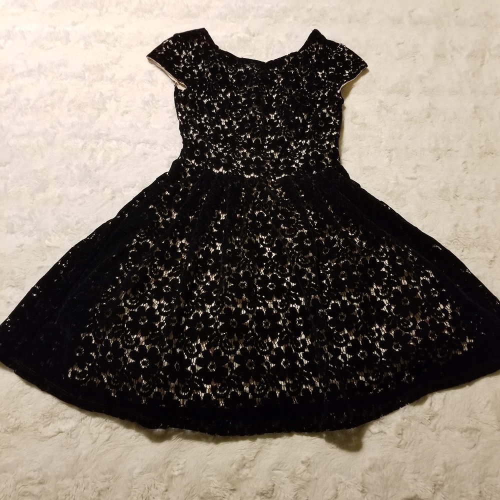 B Darlin Dress Velvet Floral Black Lined Size Juniors 1/2 Hoco Fall